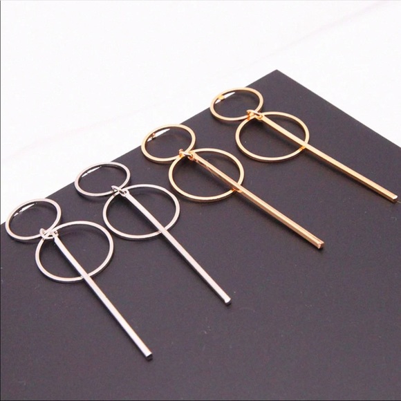 •Tristan• Double Circle Pendant Earrings - Picture 3 of 5